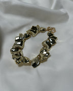 Yaprak Form Detaylı Altın Renk Çelik Kolye