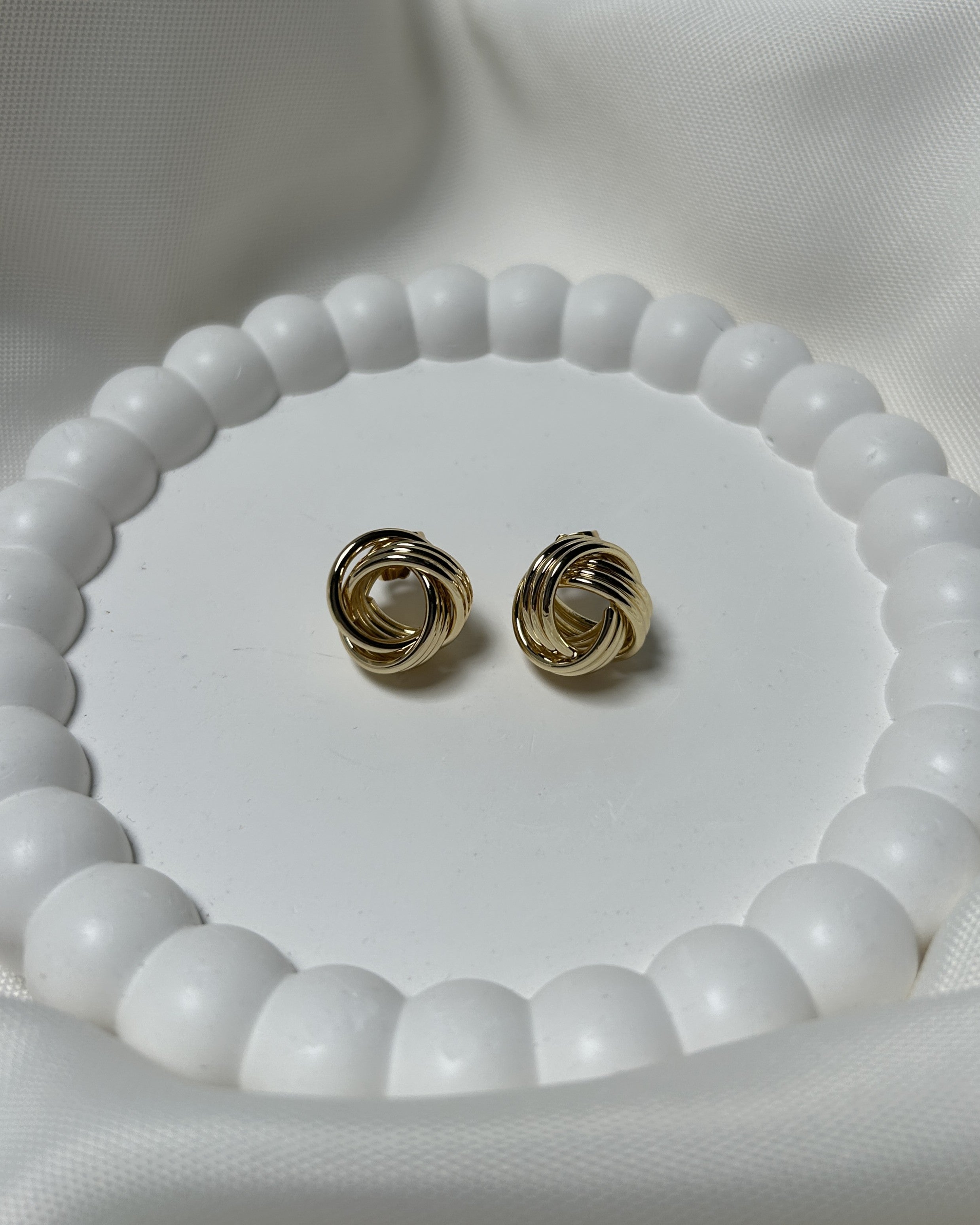 Burgu Form Altın Renk Çelik Halka Küpe