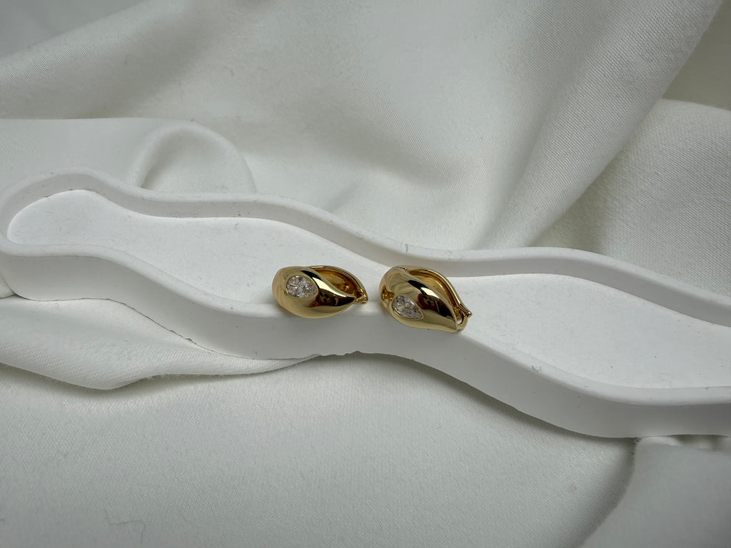 Zirkon Taşlı Damla Çelik Küpe XP