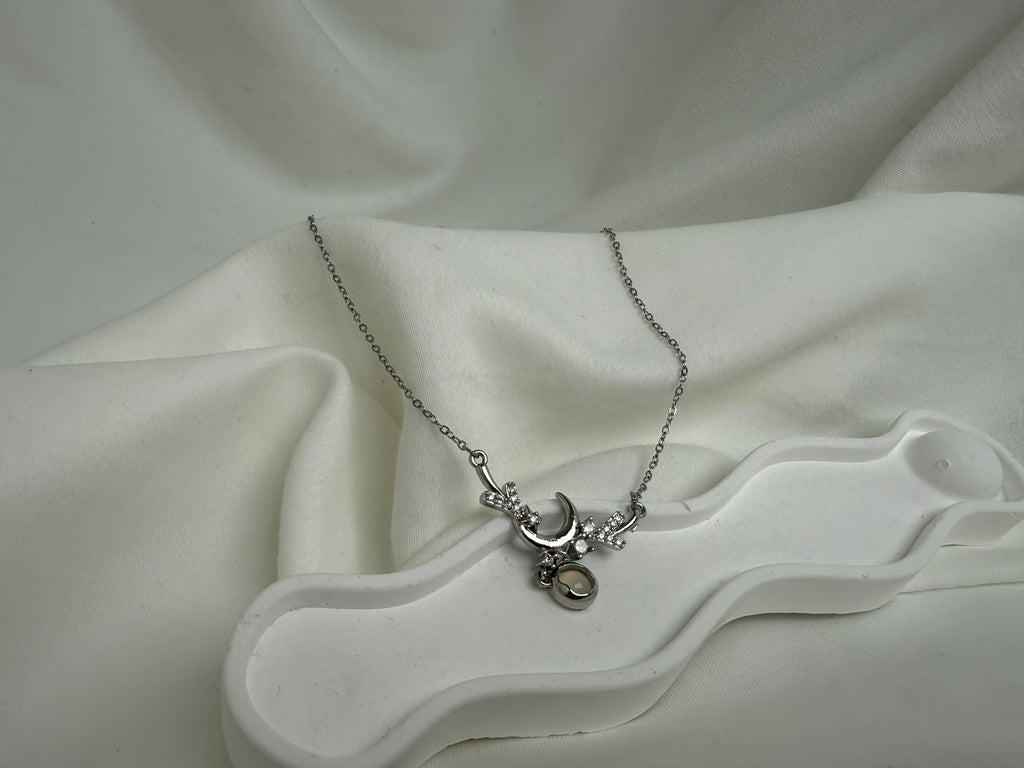 Sallantılı Ay Yıldız Gökyüzü Çelik Kolye