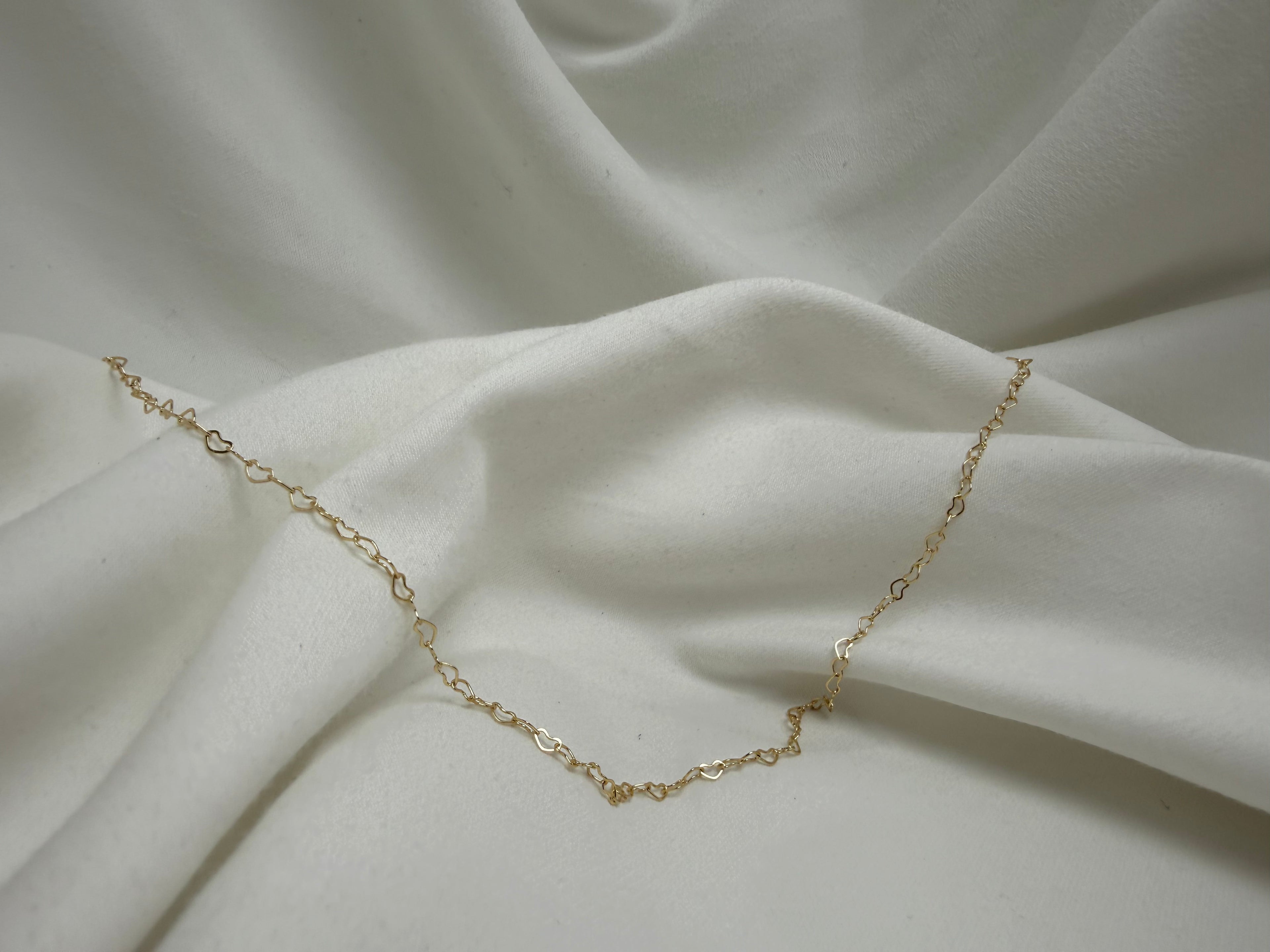 Kalpli Şık Çelik Zincir Kolye