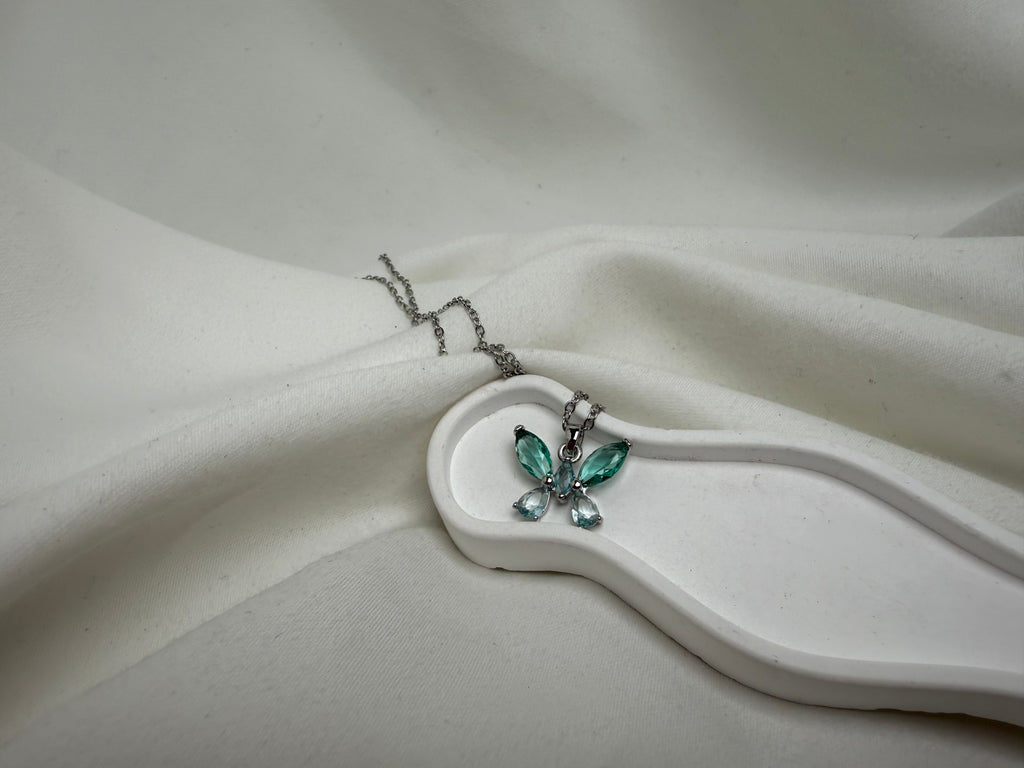 Turkuaz ve Mavi Taşlı Kelebek Çelik Kolye