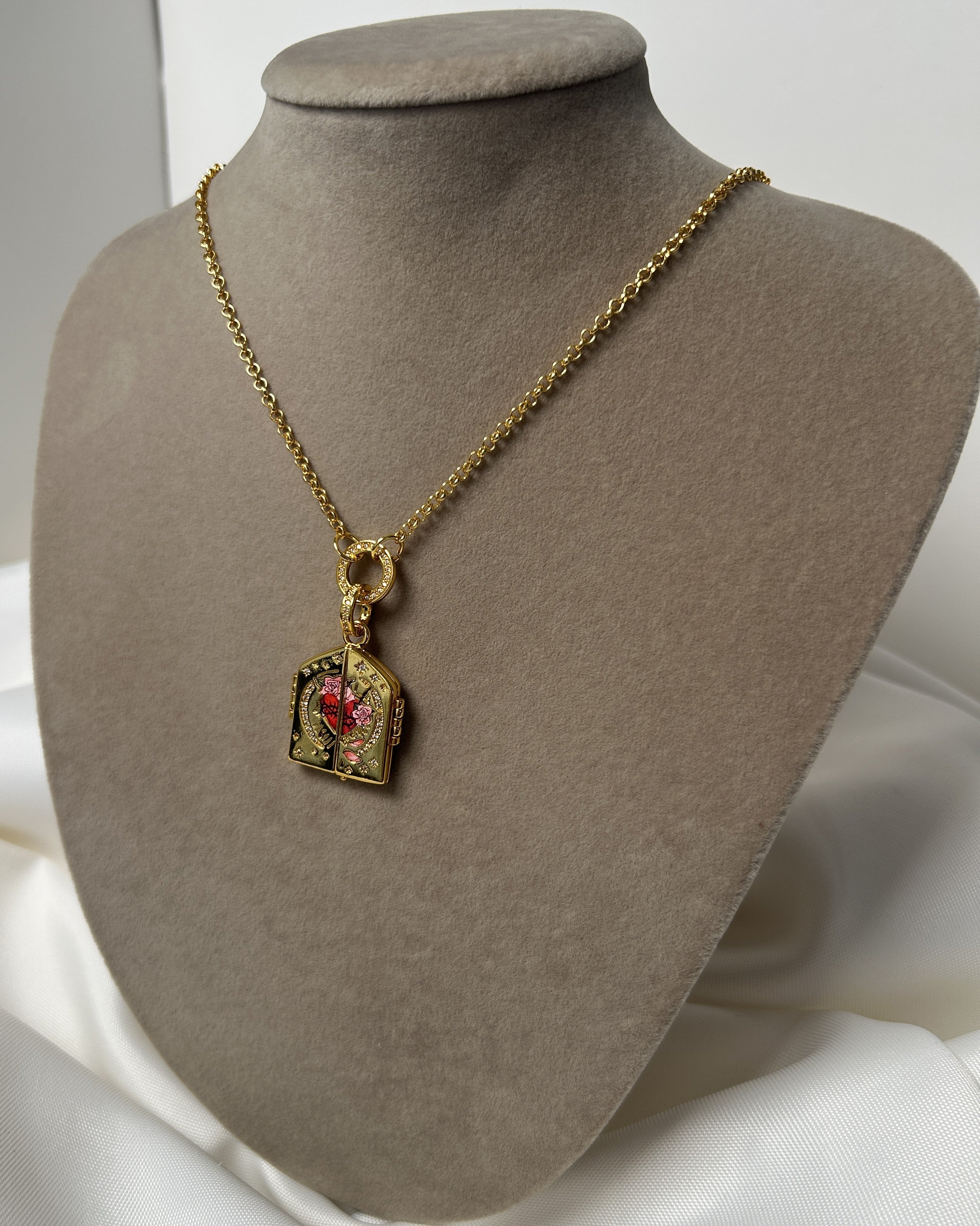 Çelik Kalpli Çiçekli Kapı Charmlı Açılabilen Çelik Kolye