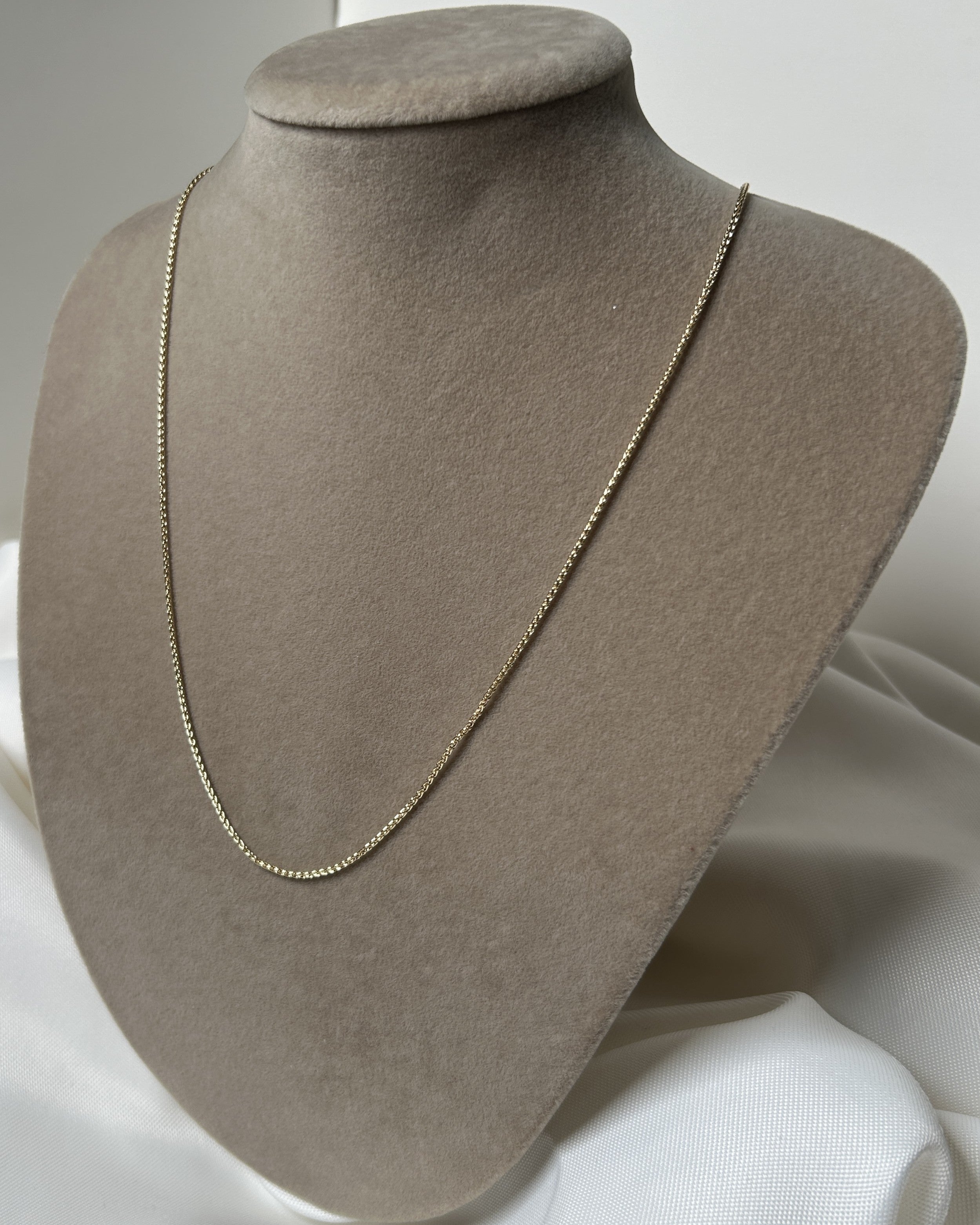 İnce Çelik Zincir Kolye