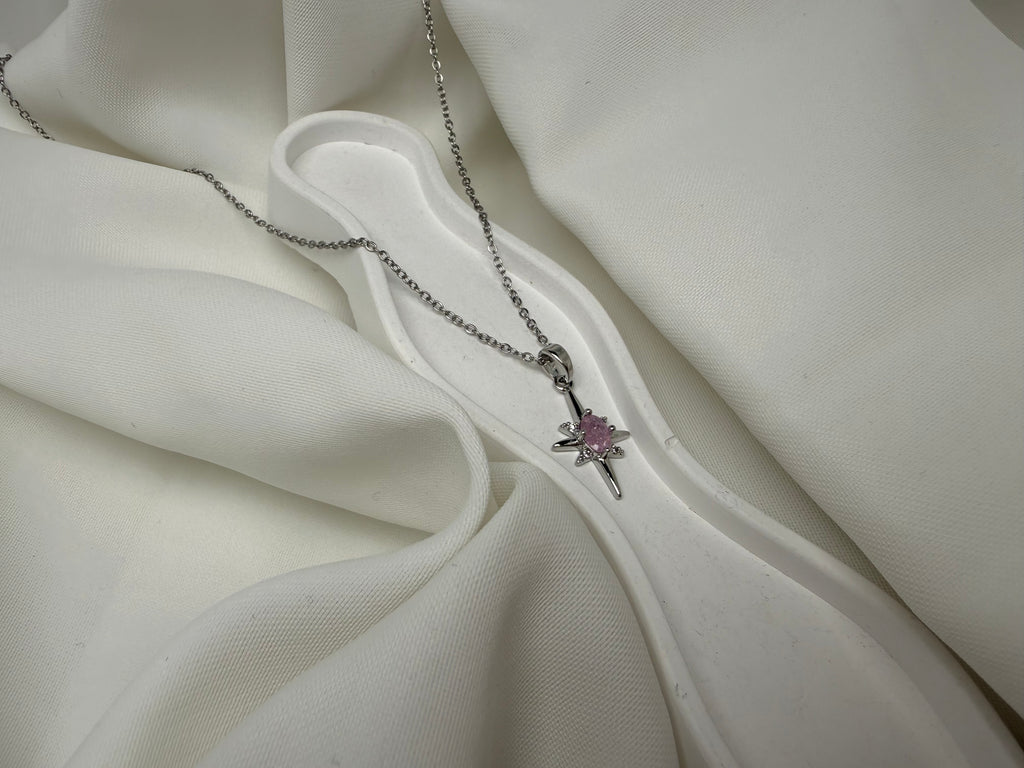 Pembe Taşlı Kuzey Yıldızı Çelik Kolye