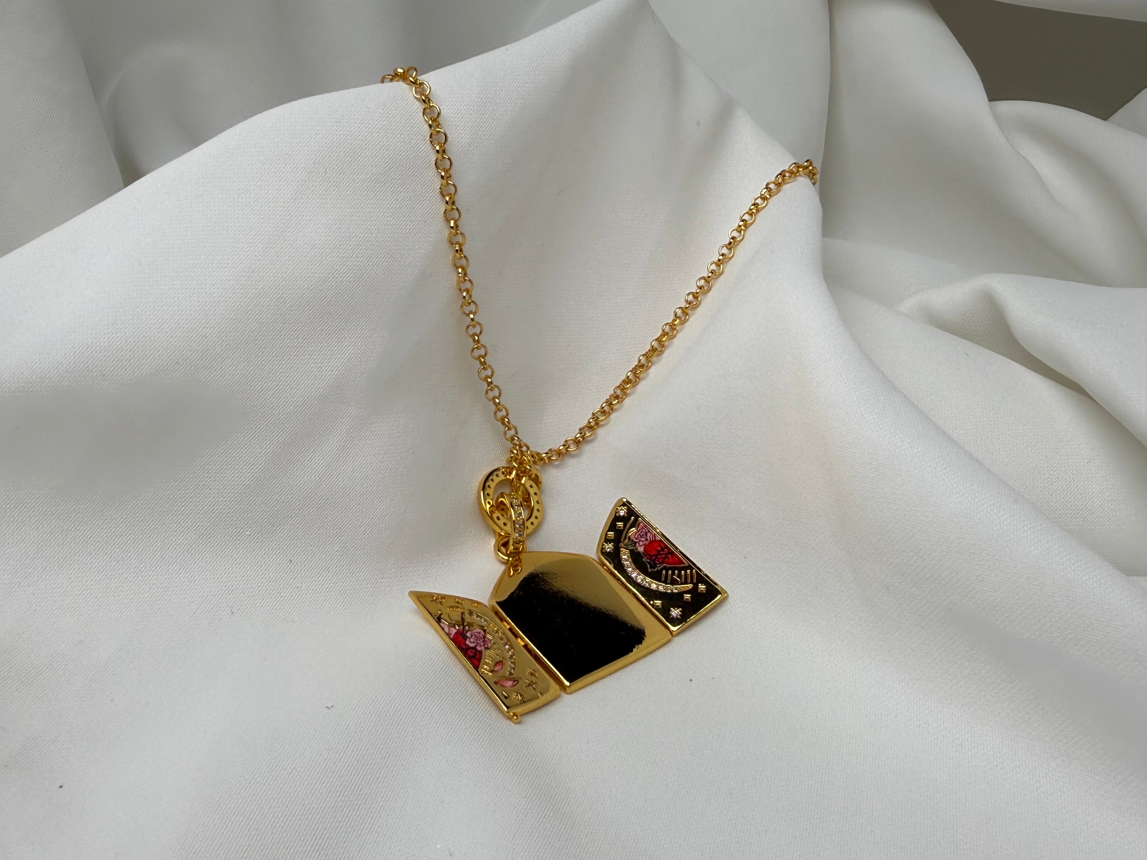 Çelik Kalpli Çiçekli Kapı Charmlı Açılabilen Çelik Kolye