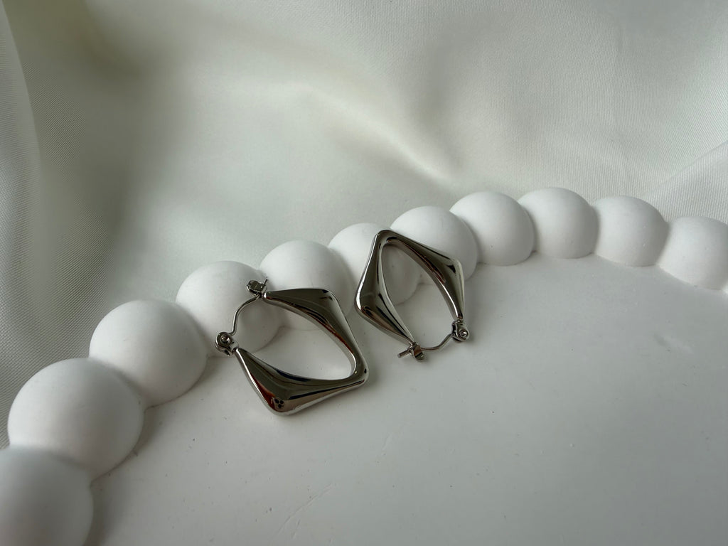 Kare Tasarım Çelik Halka Küpe