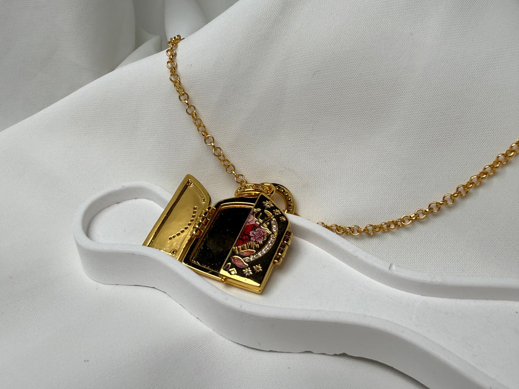 Çelik Kalpli Çiçekli Kapı Charmlı Açılabilen Çelik Kolye