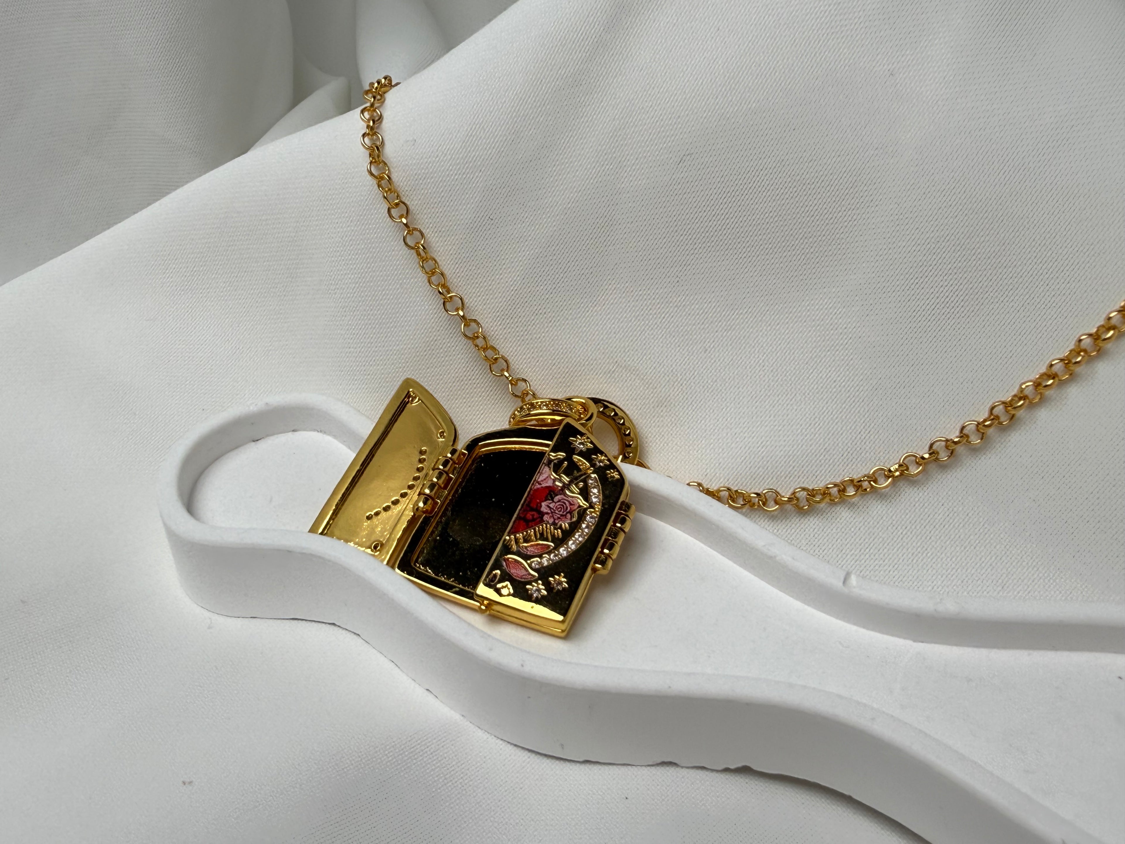 Çelik Kalpli Çiçekli Kapı Charmlı Açılabilen Çelik Kolye