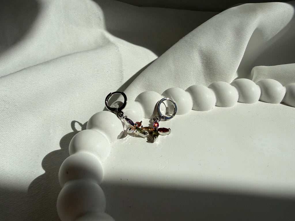 Renkli Taşlı Zirkon Zarif Çiçek Sallantılı Çelik Küpe