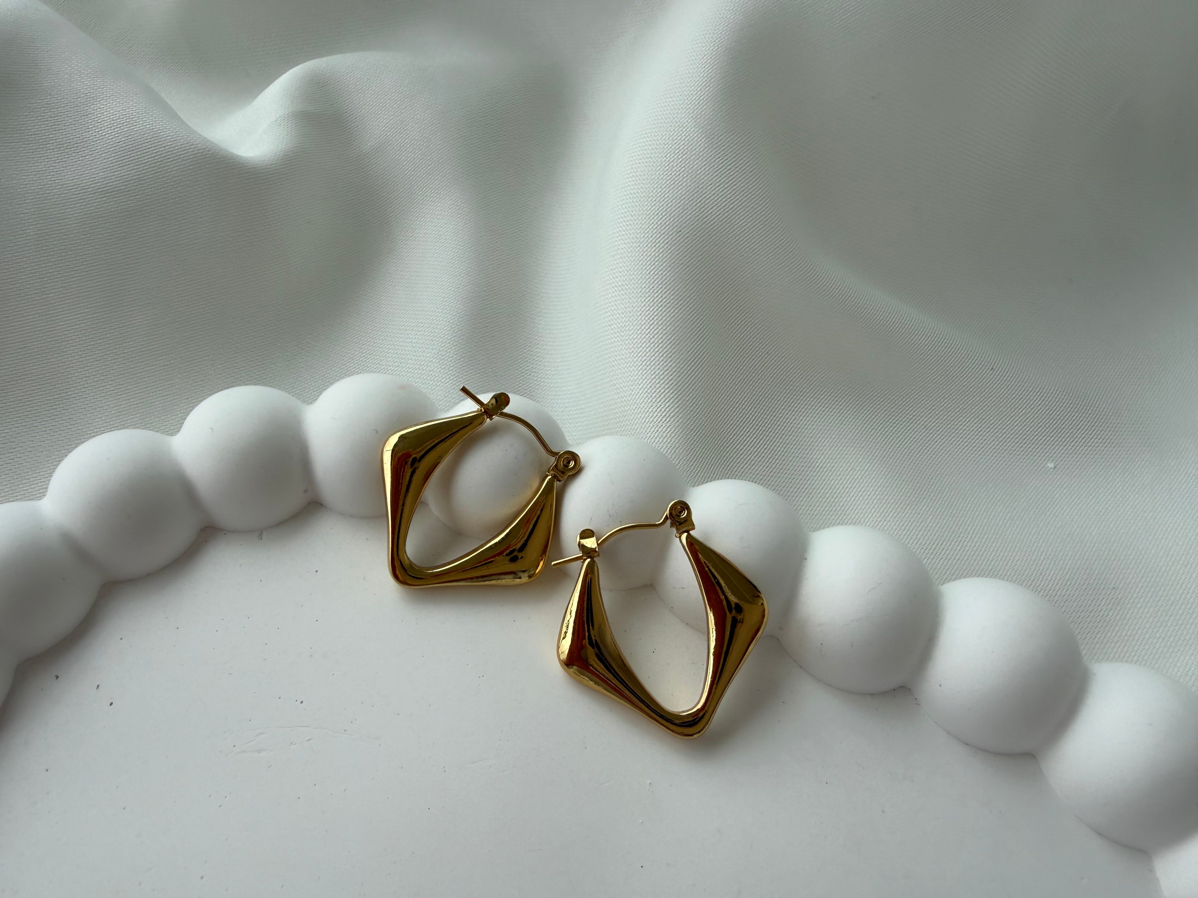 Kare Tasarım Çelik Halka Küpe