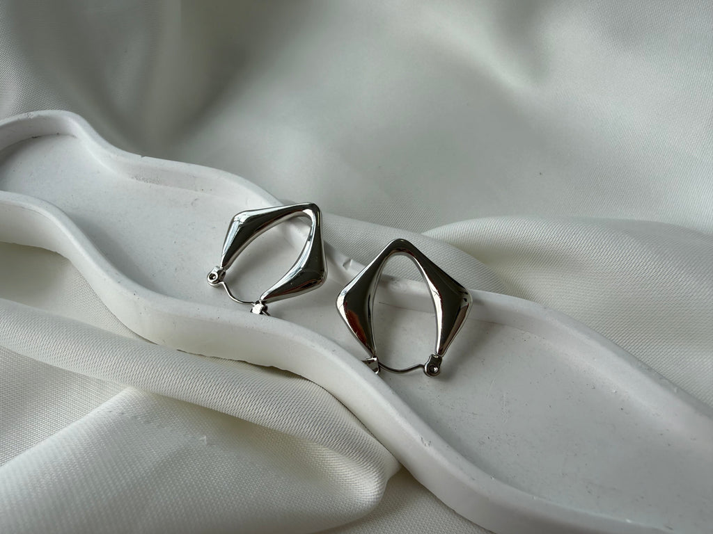 Kare Tasarım Çelik Halka Küpe