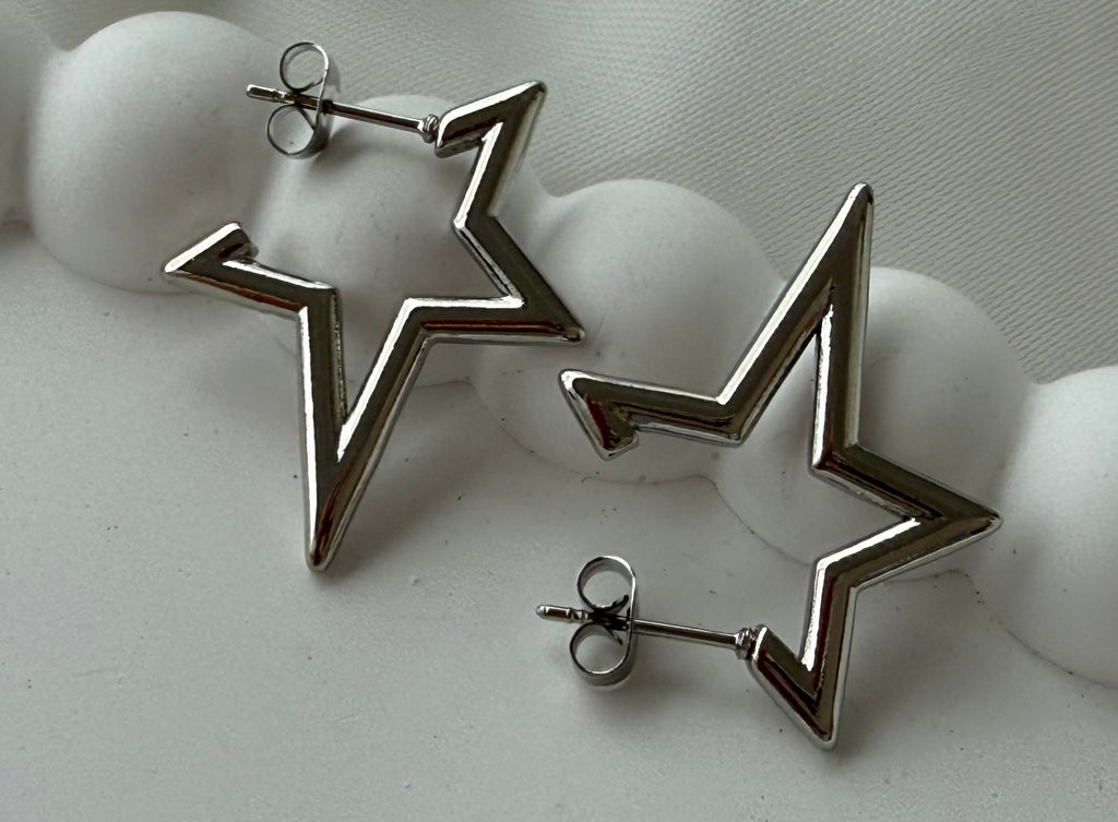 Yıldız Form Halka Çelik Küpe