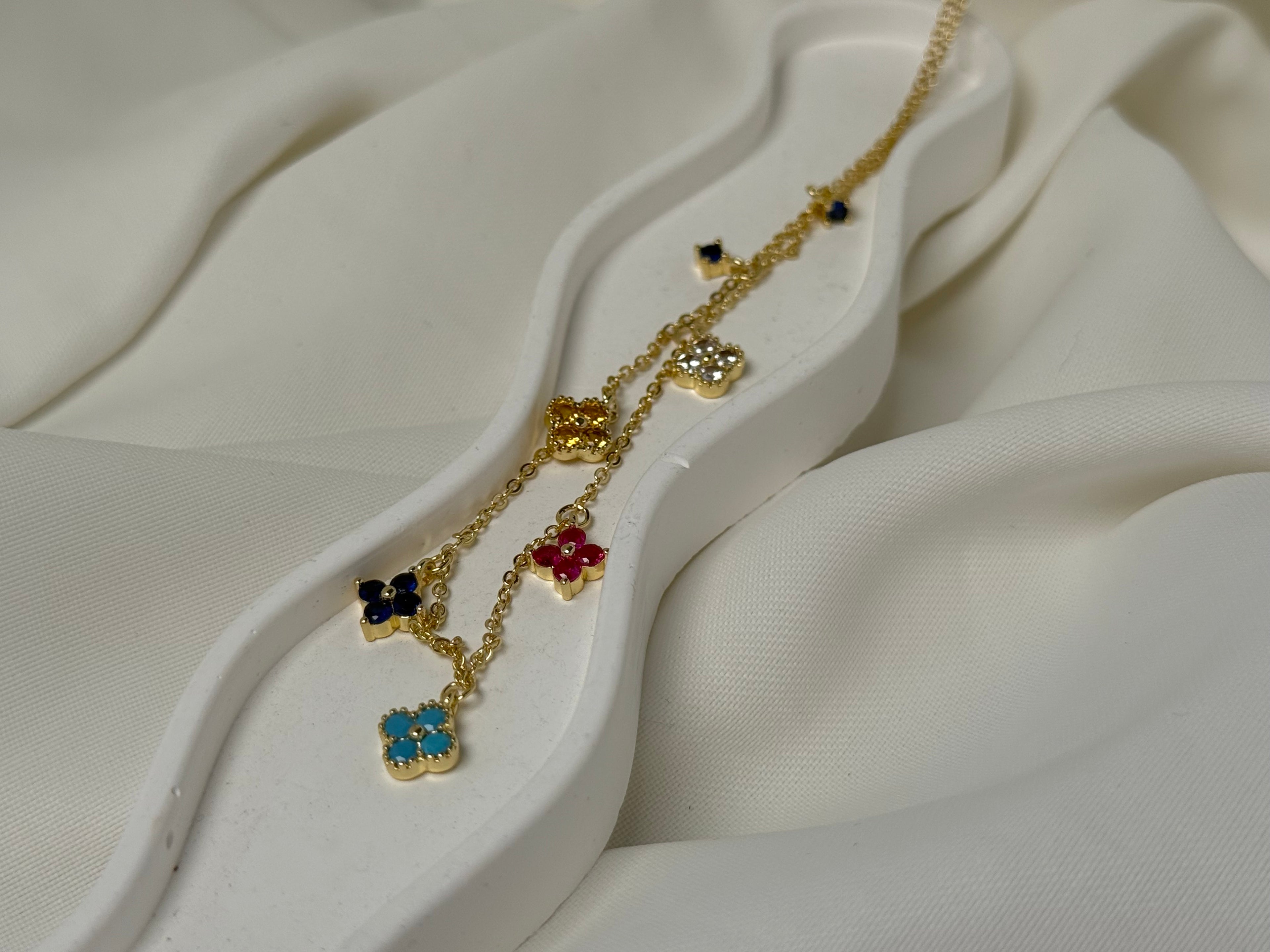 Renkli Çiçekli Çelik Kolye