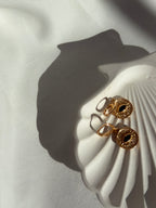 Yeşil Taşlı Göz Charmlı Sallantılı Çelik Küpe