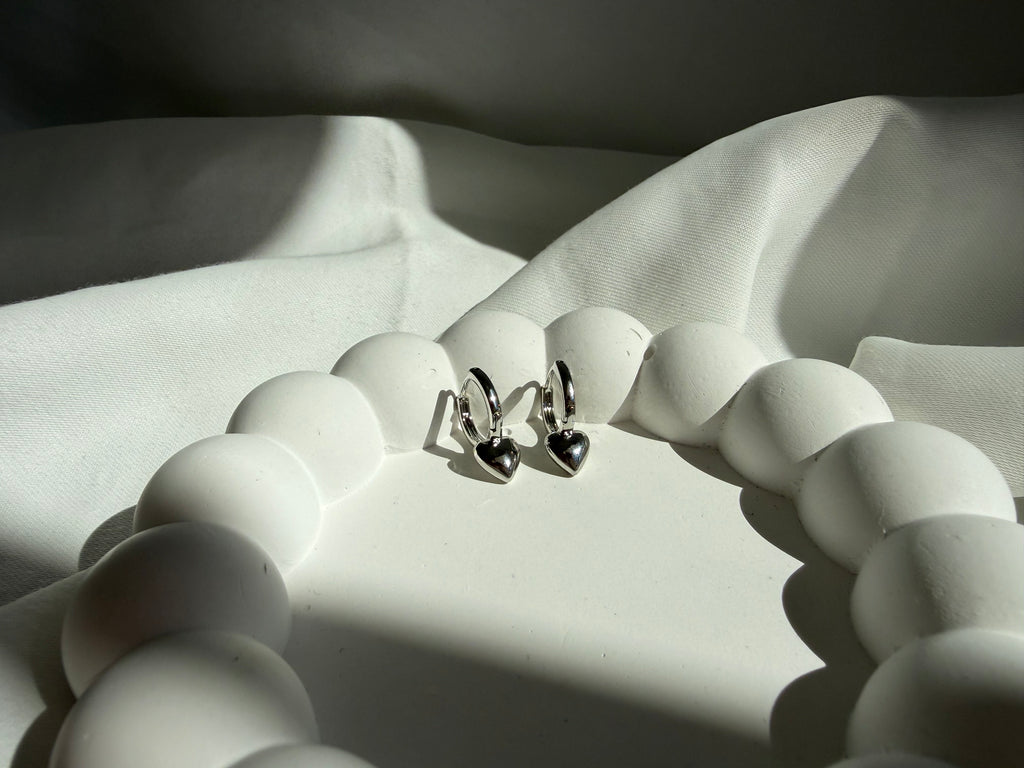 Minimal Kalpli Sallantılı Çelik Küpe