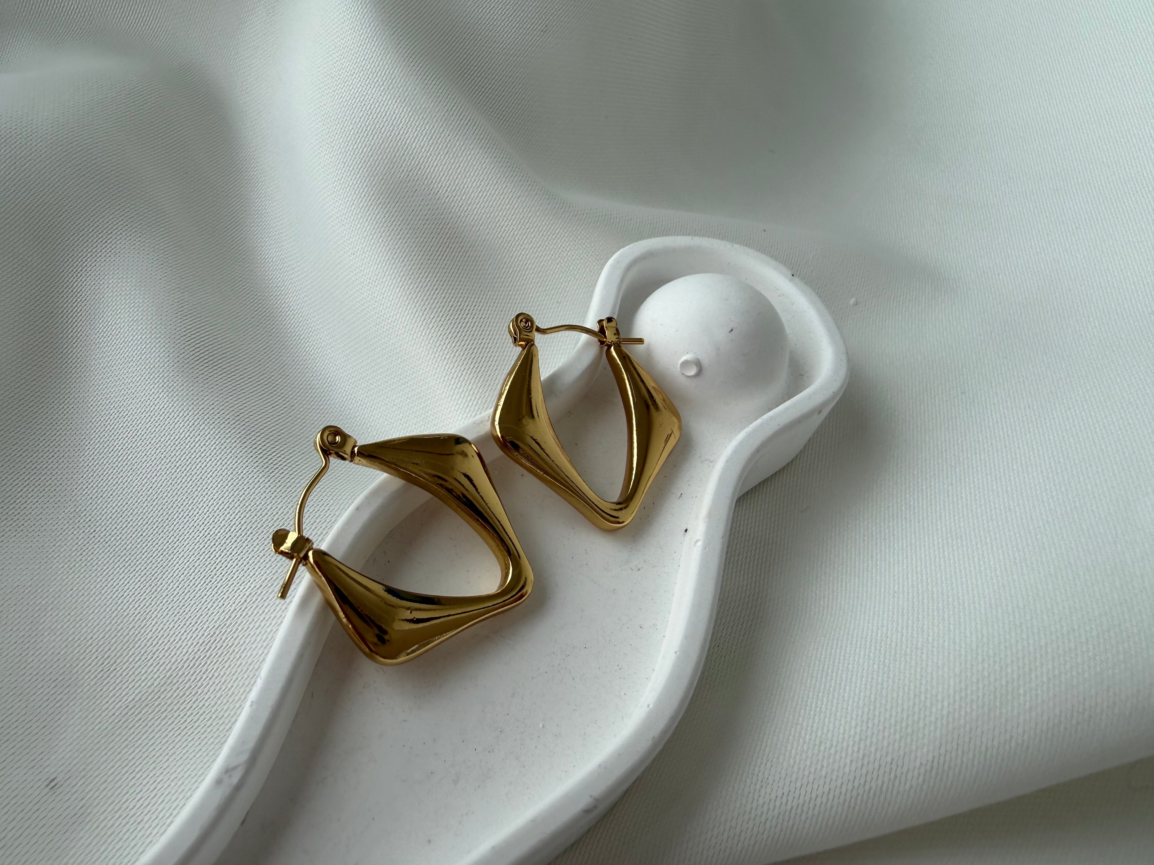 Kare Tasarım Çelik Halka Küpe