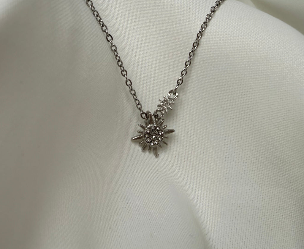 Güneş Yıldız Minimal Çelik Kolye